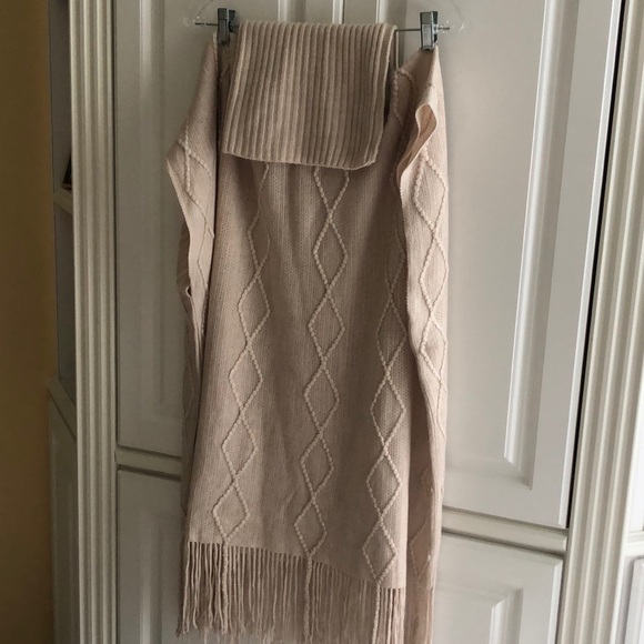 🐢Time and Tru Pullover Fringed Cable Knit turtle neck poncho sweater - Picture 5 of 13